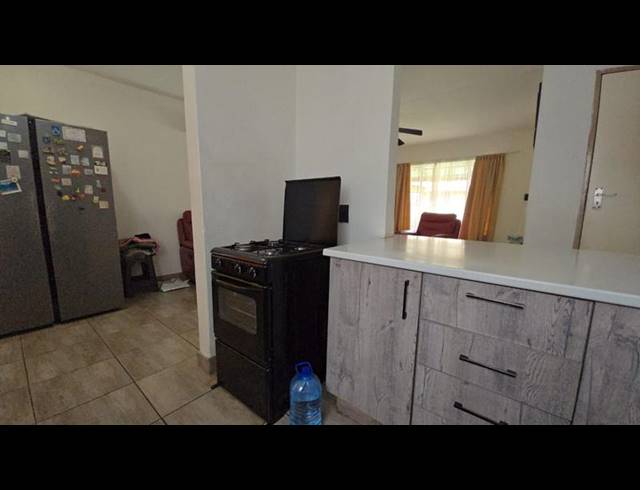 2 BEDROOM TOWNHOUSE FOR SALE IN ANNLIN